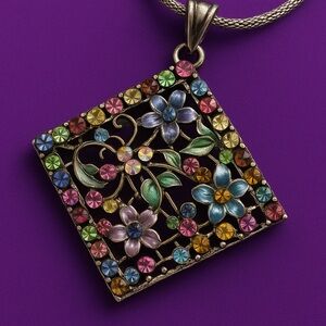 Floral Multicolor Pendant Necklace
